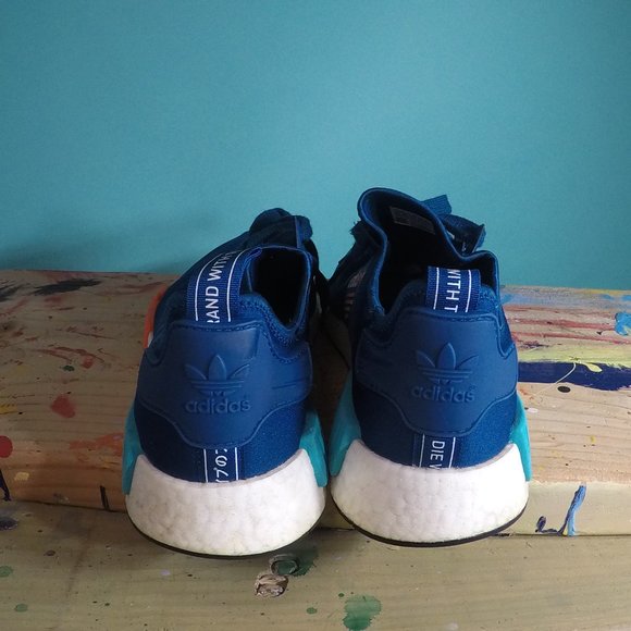adidas NMD R1 - Picture 2 of 4